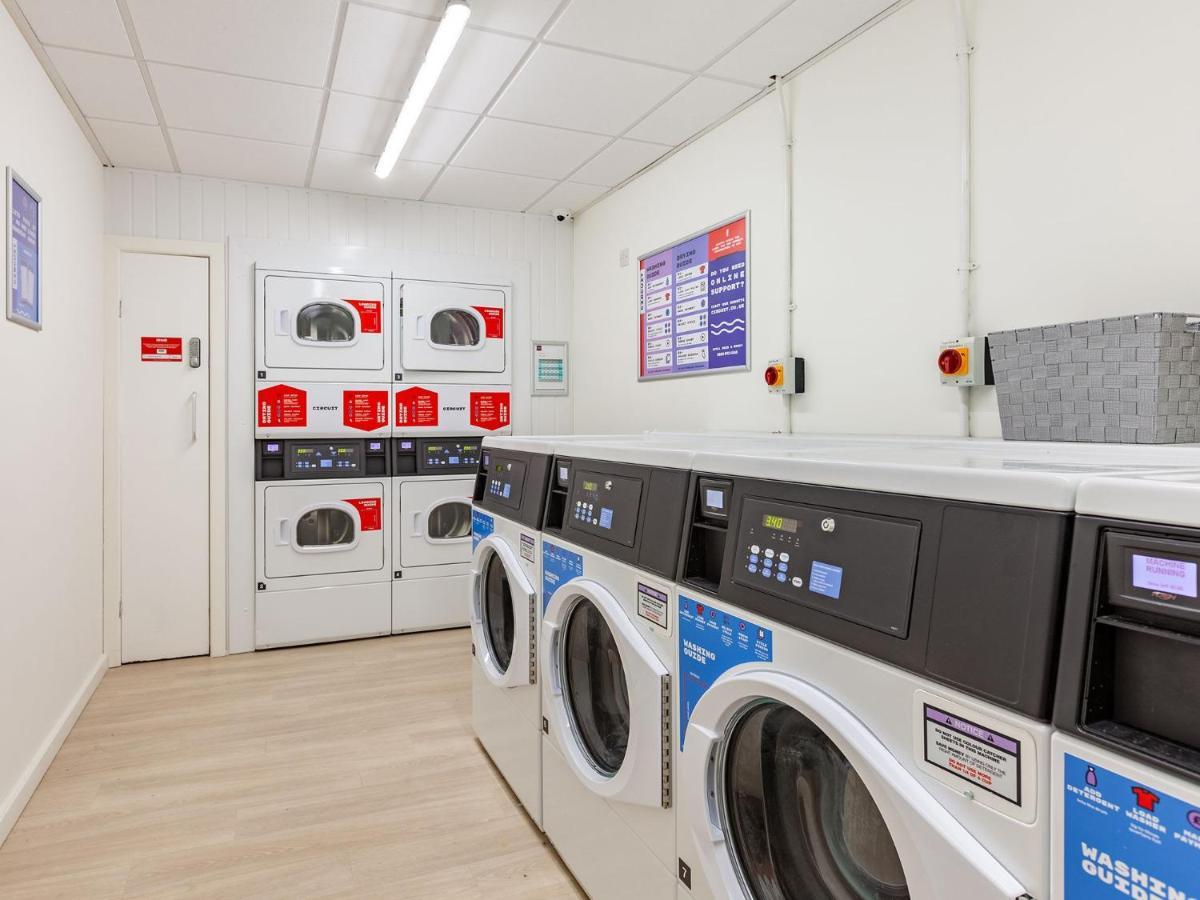 Bright Modern Studios And Private Bedrooms With Shared Kitchen At Straits Meadow Near Edinburgh City Centre Eksteriør billede